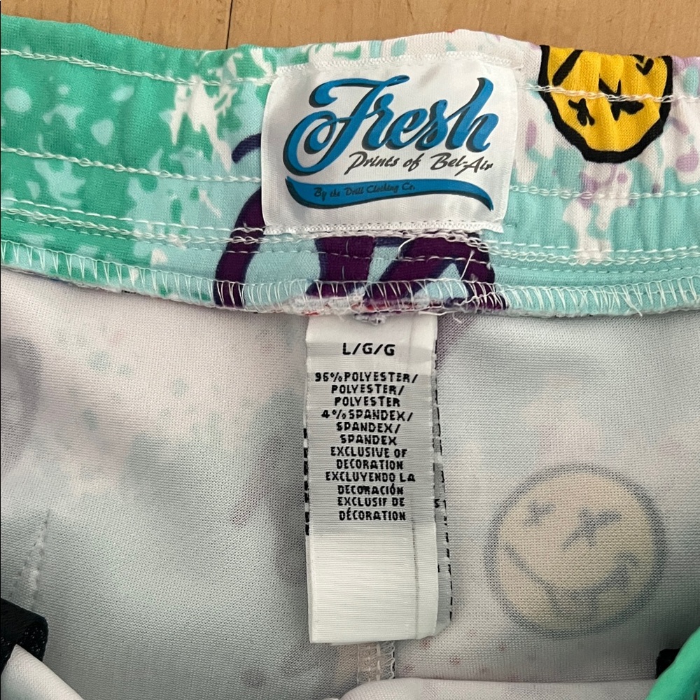 Fresh Prints Of Bel-Air Drill Short Large - Picture 6 of 6
